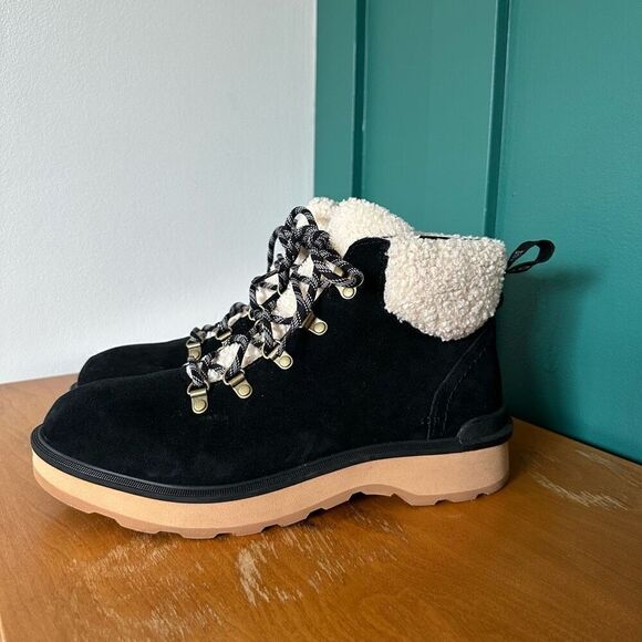 Sorel Women’s Black Cream Hi-Line Hiker Cozy Boot Waterproof Suede Upper Faux Sh - Picture 3 of 12